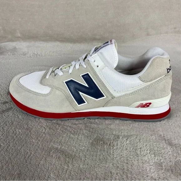 New Balance Classic 574 Shoes Mens Size 12 Gray White Suede Running Sneakers - Picture 2 of 12